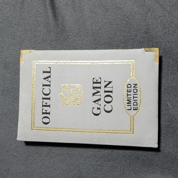 Superbowl XL 2 tone .999 silver coin - Picture 5 of 7